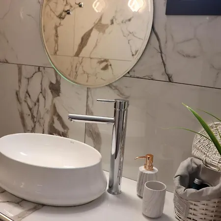 Olympus Paradise 4 * سكوتينا